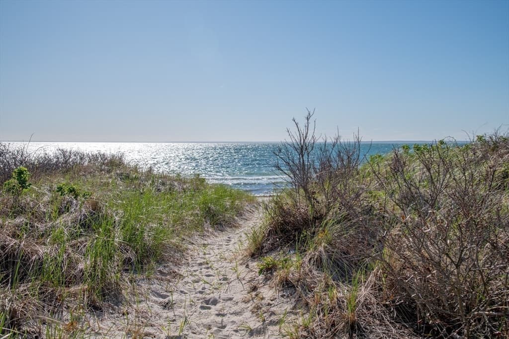 38 Nemasket Rd, Falmouth MA 02540 photo 9