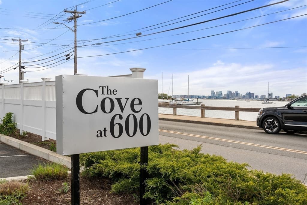600 Shirley St # 11, Winthrop MA 02152 photo 17