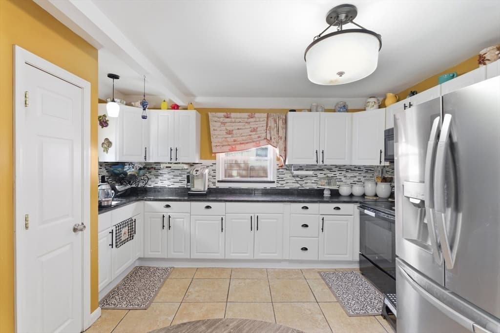 111 Adams St, Lynn MA 01902 photo 13