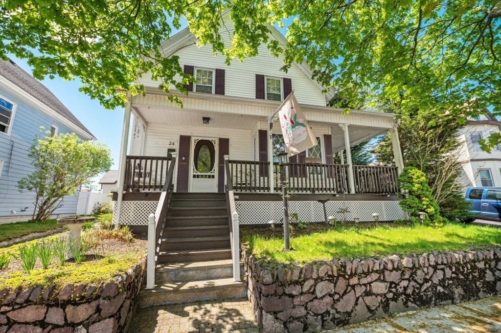 Single Family Residence at 24 Sylvia Street, Lynn MA 01904, photo 19 of 29