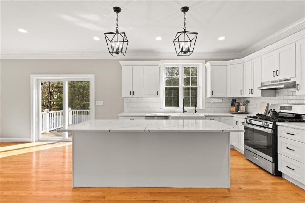 5 Baron Drive, Easton MA 02356 photo 10