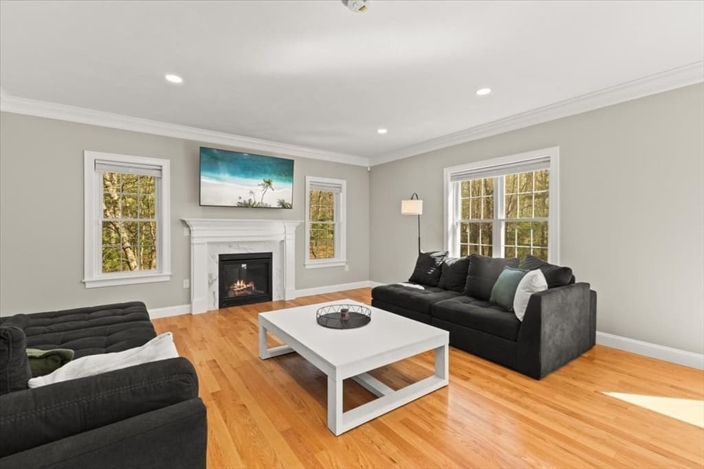 5 Baron Drive, Easton MA 02356 photo 14