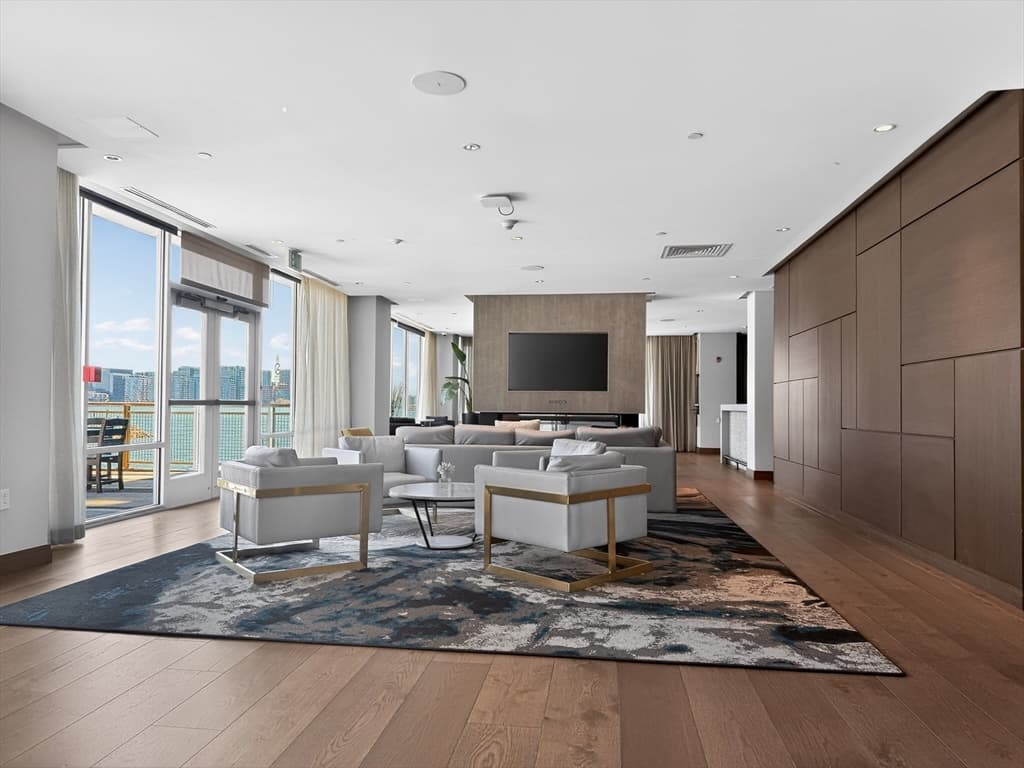 Condominium at 45 Lewis St # 316, Boston MA 02128, photo 27 of 32