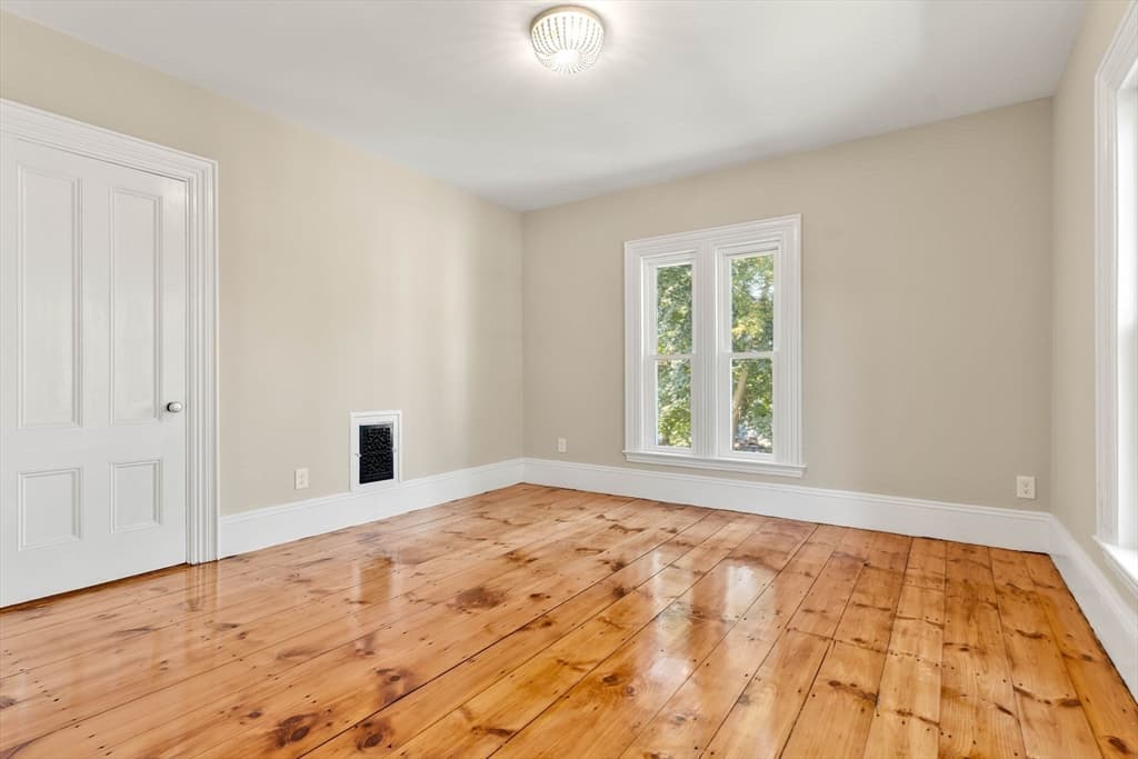 Single Family Residence at 37 School Street, Merrimac MA 01860, Merrimac, photo 37 of 40