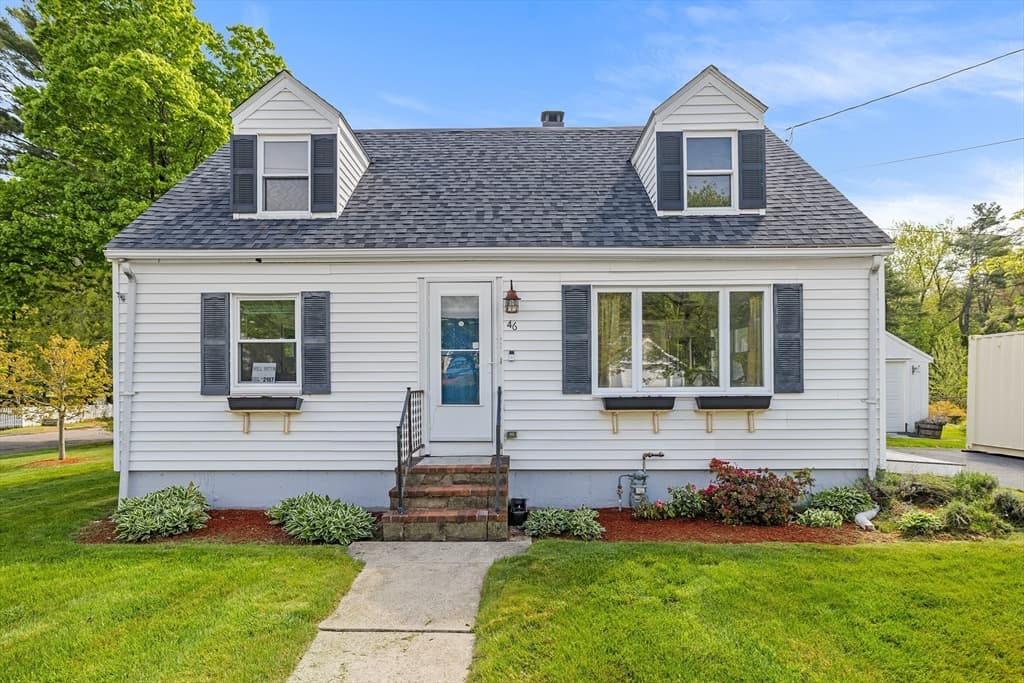 46 Churchill Ave, Brockton MA 02301