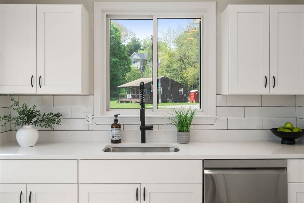1360 Great Plain Ave, Needham MA 02492 photo 5