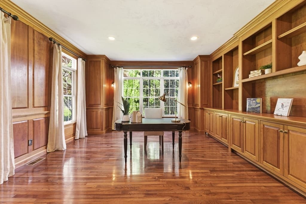 Single Family Residence at 64 Cudworth Ln, Sudbury MA 01776, photo 5 of 40