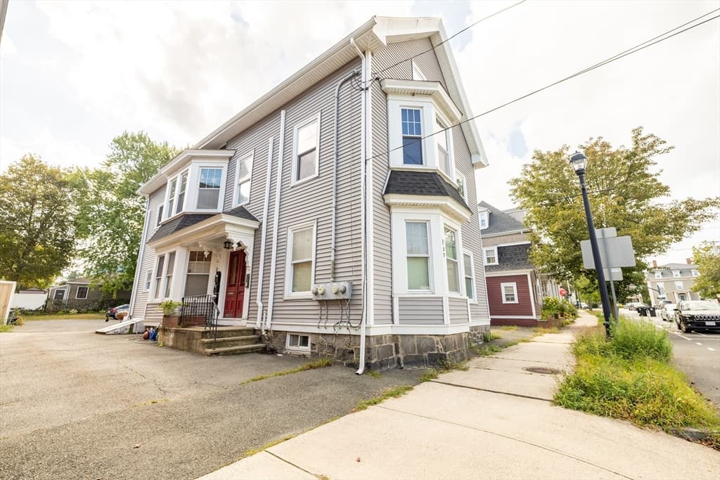 137 North St # 3, Salem MA 01970 photo 2