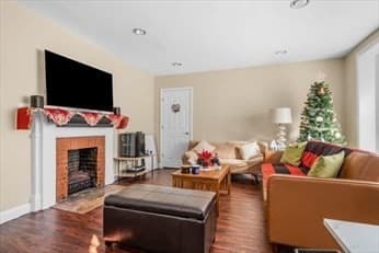 3 Family at 148 N Franklin, Holbrook MA 02343, photo 10 of 34