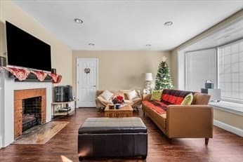 3 Family at 148 N Franklin, Holbrook MA 02343, photo 8 of 34