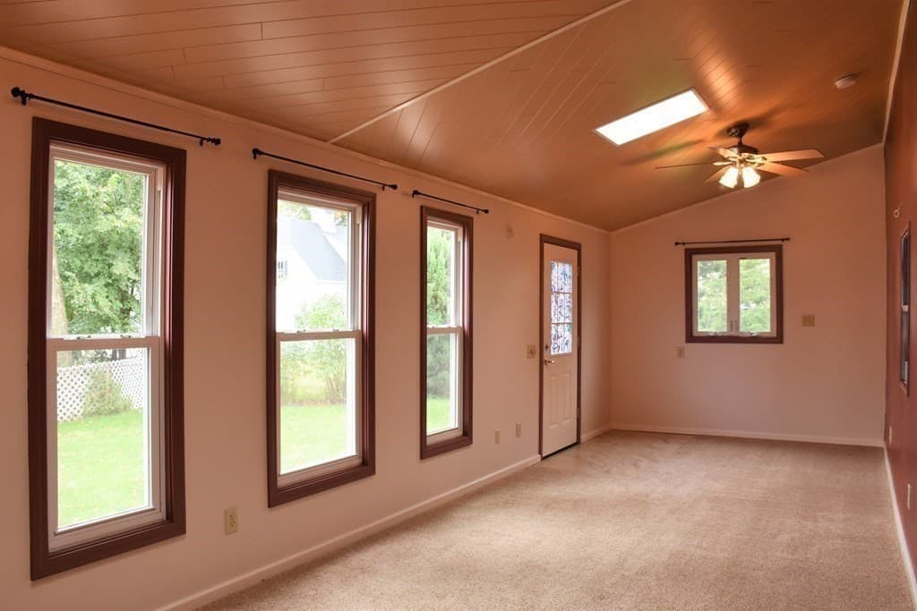 Single Family Residence at 3 Elm Street, Oxford MA 01540, photo 7 of 33
