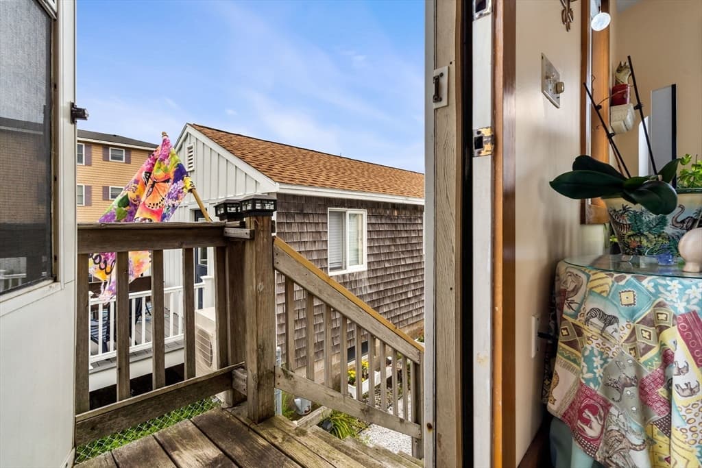 34 Cable Ave, Salisbury MA 01952 photo 3