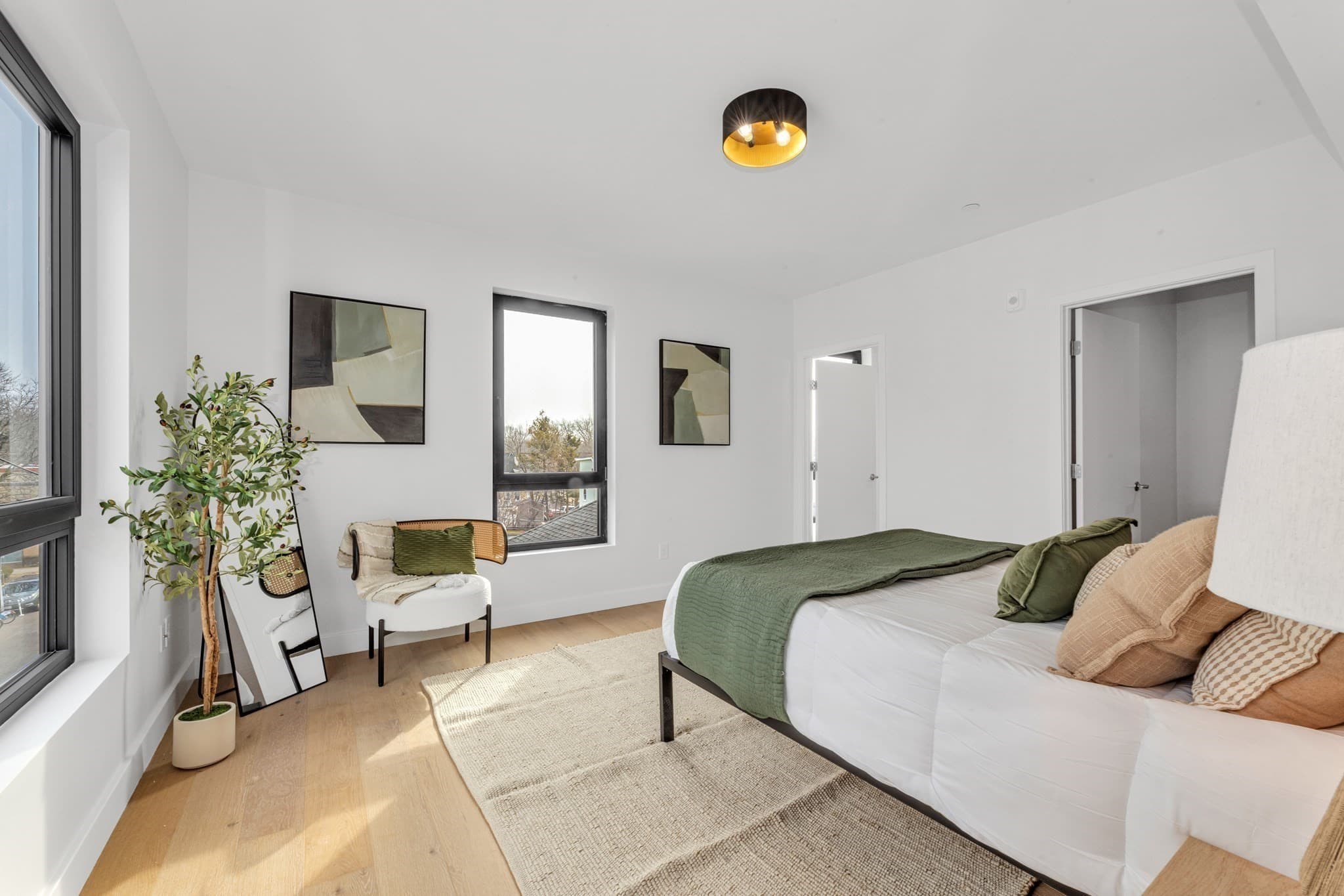 Condominium at 3992 Washington St # 204, Boston MA 02131, Boston, photo 9 of 28