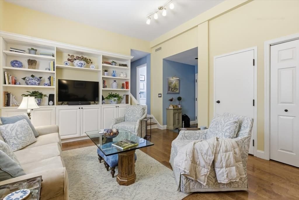 65 Glen Rd # H1, Brookline MA 02445 photo 6