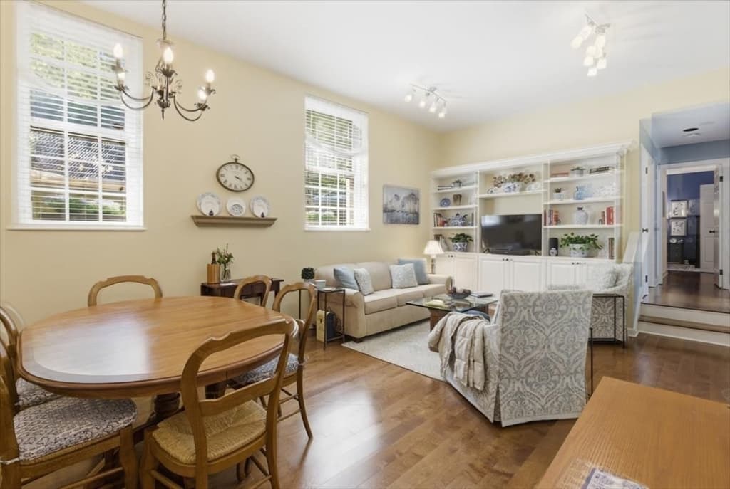 65 Glen Rd # H1, Brookline MA 02445 photo 3