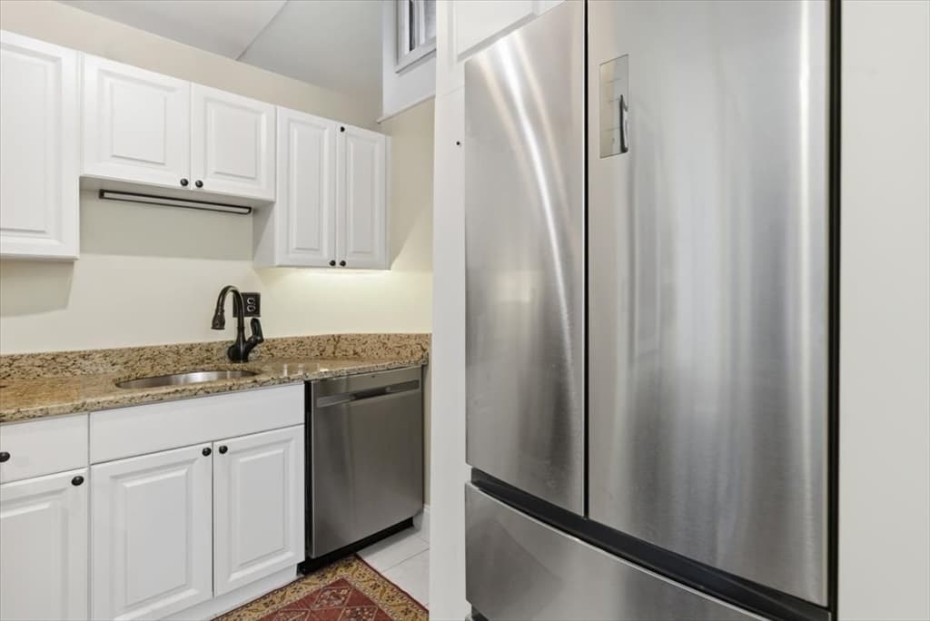 65 Glen Rd # H1, Brookline MA 02445 photo 15