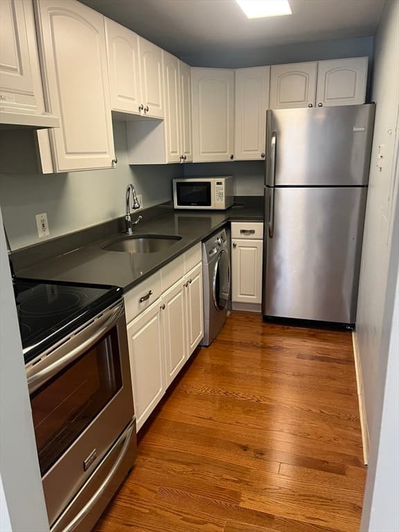 Condominium at 9 Appleton Street # 205, Boston MA 02116, photo 8 of 20