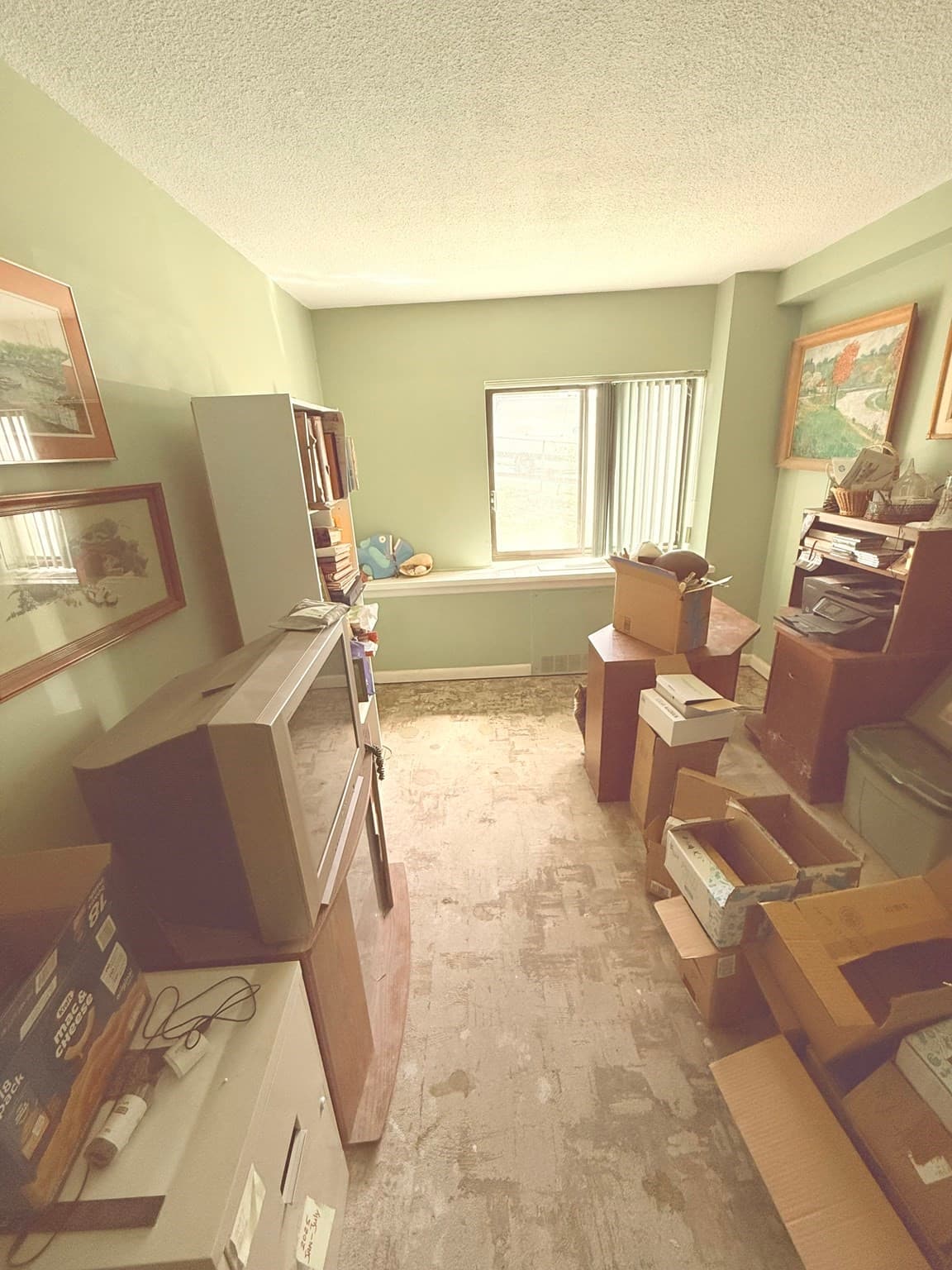 Condominium at 300 Lynn Shore Drive # 207, Lynn MA 01902, photo 13 of 29