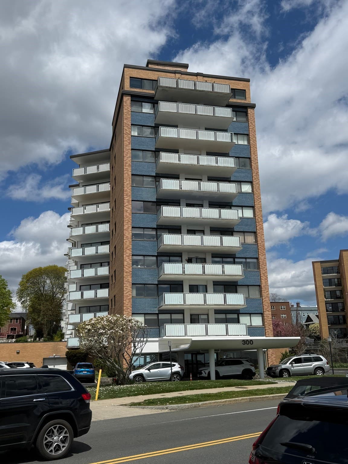 300 Lynn Shore Drive # 207, Lynn MA 01902