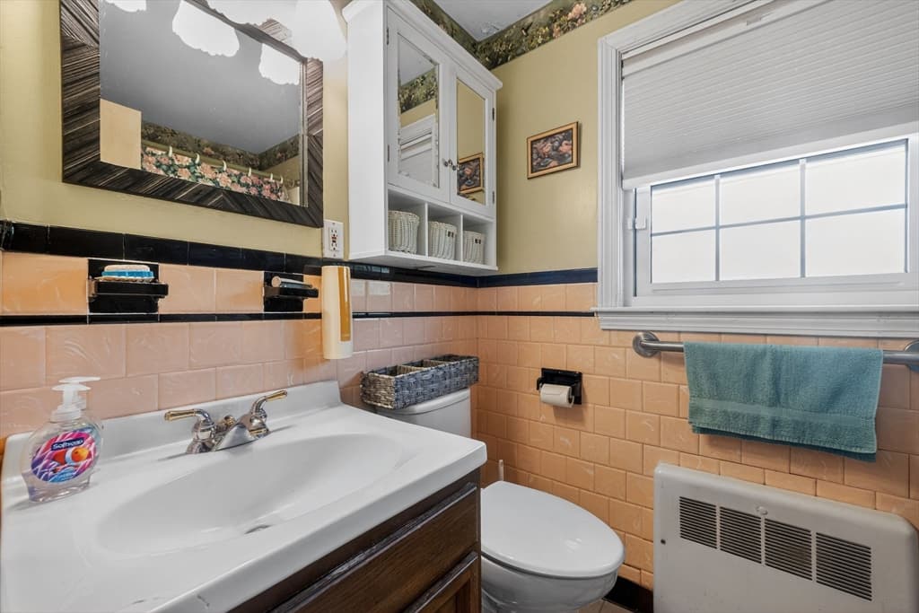 Single Family Residence at 34 Andover St, Wilmington MA 01887, photo 14 of 40