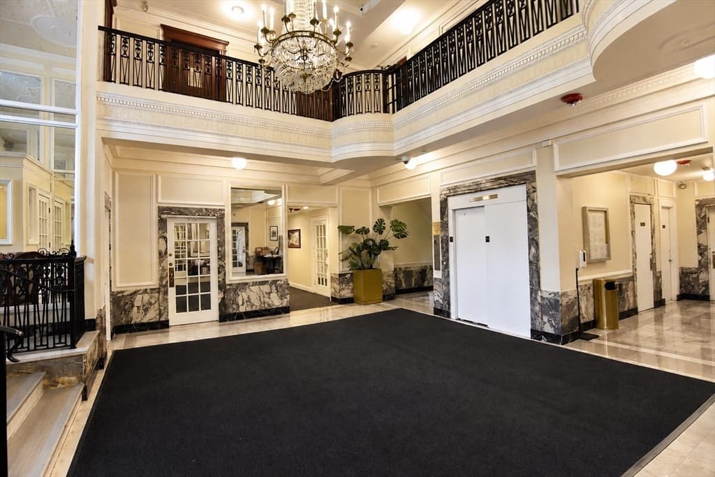 Condominium at 464 Commonwealth Avenue # 33, Boston MA 02215, photo 13 of 18