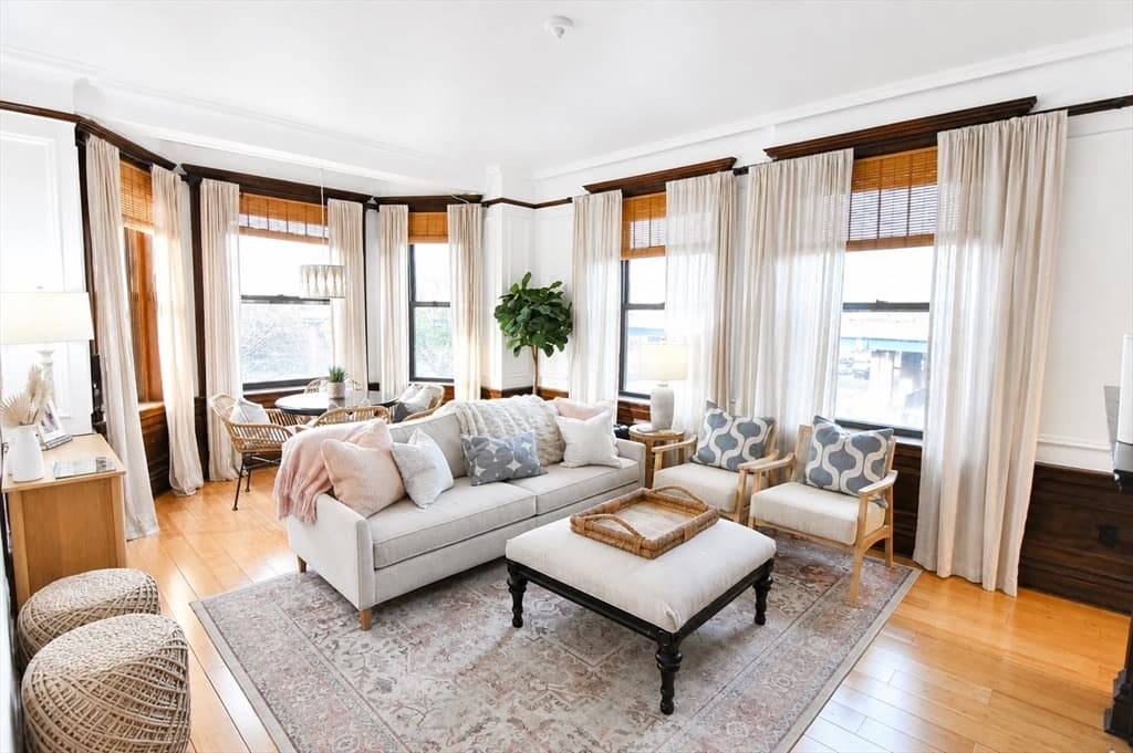 464 Commonwealth Avenue # 33, Boston MA 02215