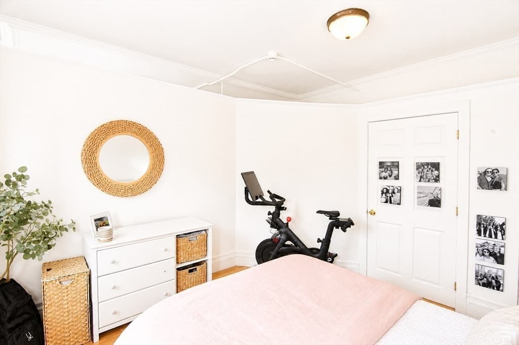 Condominium at 464 Commonwealth Avenue # 33, Boston MA 02215, photo 9 of 18