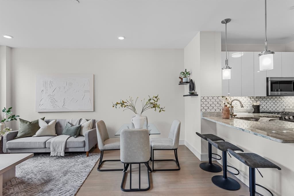 Condominium at 121 Portland St # 601, Boston MA 02114, photo 4 of 24