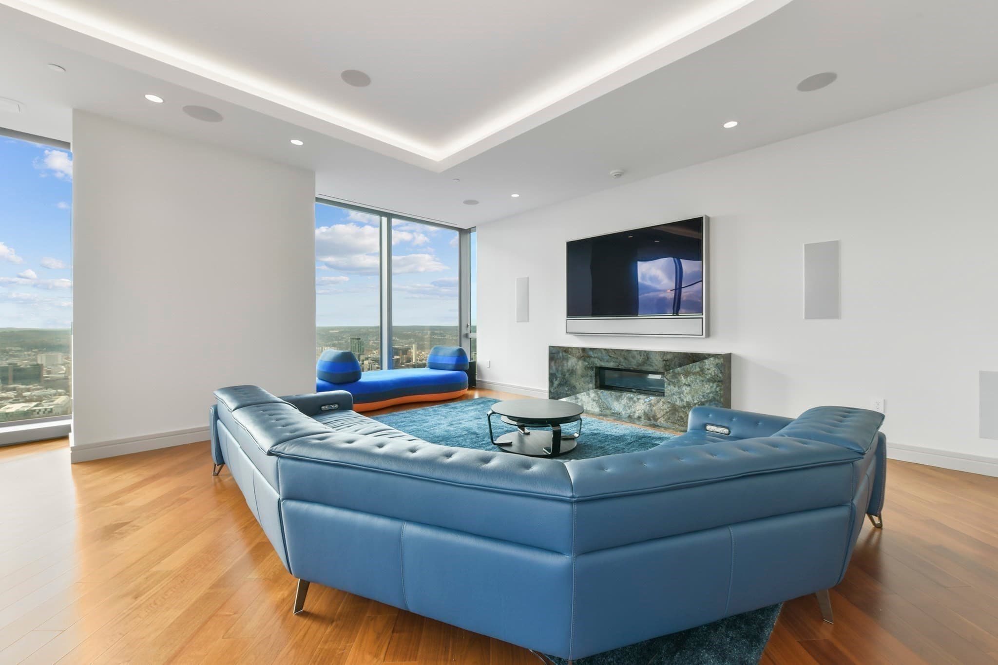 Condominium at 1 Dalton St # 4604, Boston MA 02199, Boston, photo 4 of 17
