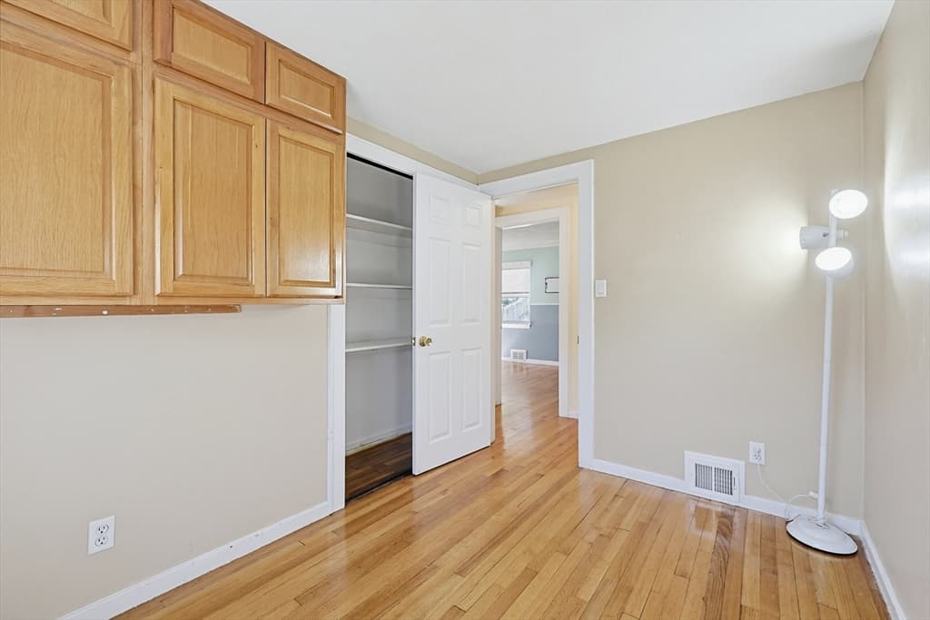 Single Family Residence at 118 Spruce Road, Norwood MA 02062, photo 16 of 42