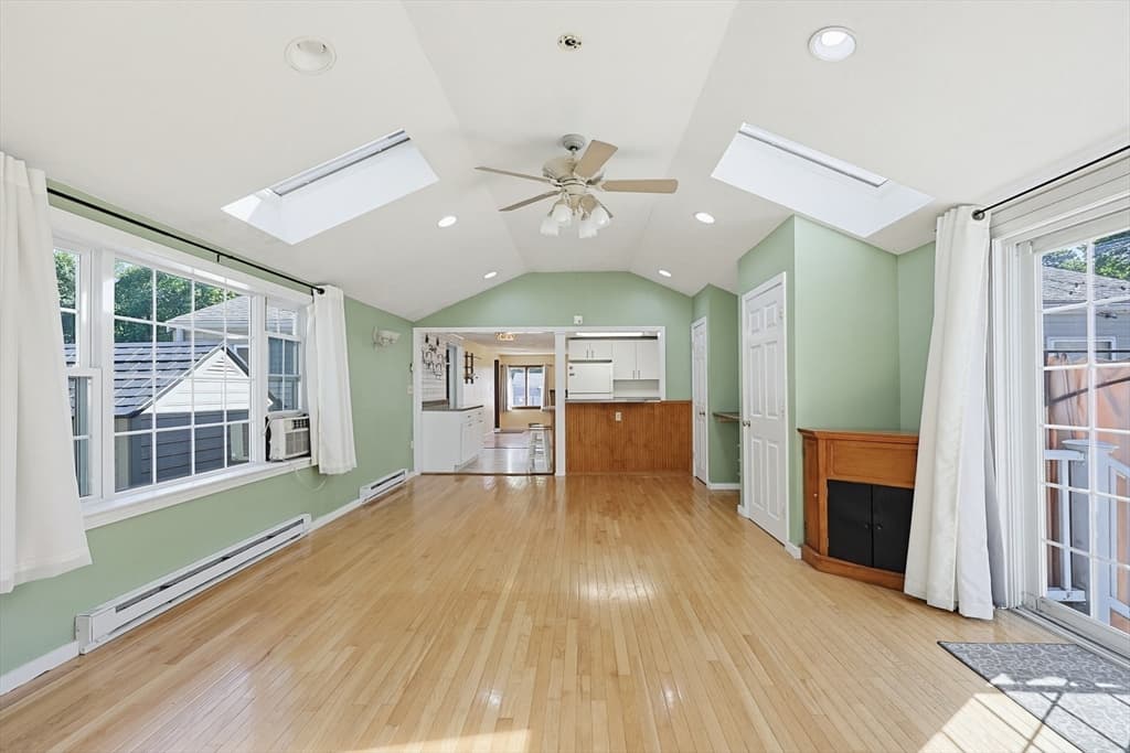Single Family Residence at 118 Spruce Road, Norwood MA 02062, photo 12 of 42