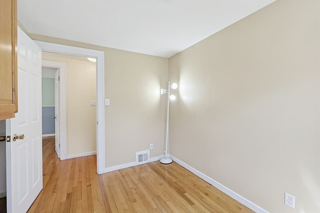 Single Family Residence at 118 Spruce Road, Norwood MA 02062, photo 15 of 42