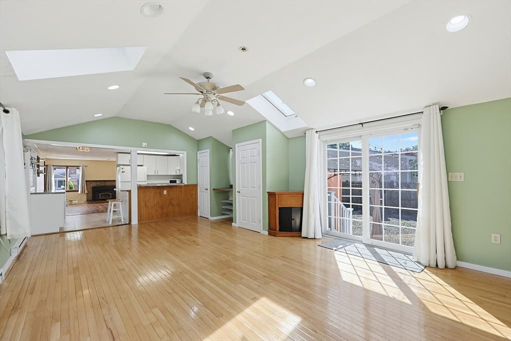 Single Family Residence at 118 Spruce Road, Norwood MA 02062, photo 11 of 42