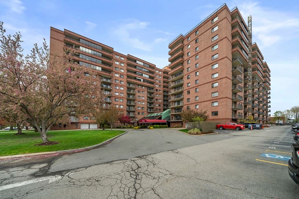 3920 Mystic Valley Parkway Uni # 708, Medford MA 02155