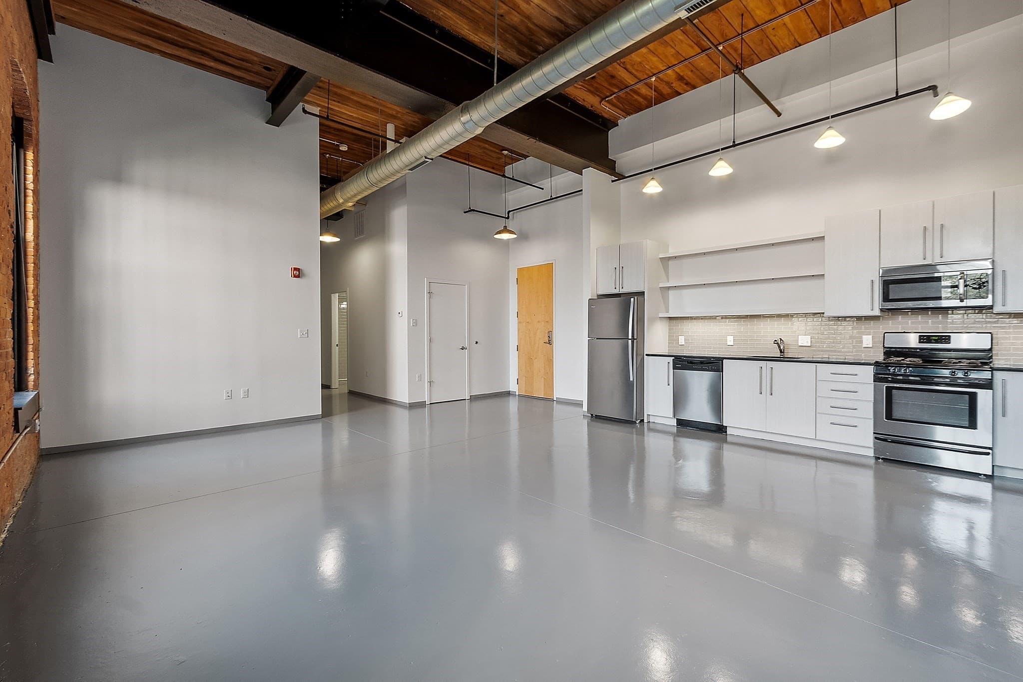 Condominium at 160 Water St # 109, Williamstown MA 01267, photo 9 of 42