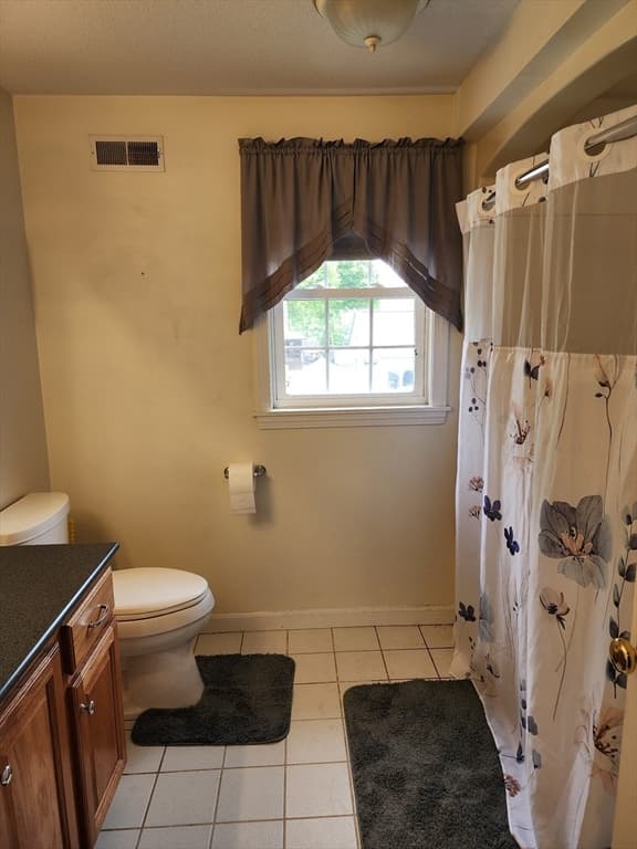 Single Family Residence at 33 Guerin St, Chicopee MA 01020, Chicopee, photo 23 of 26