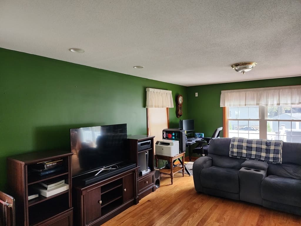 Single Family Residence at 33 Guerin St, Chicopee MA 01020, Chicopee, photo 15 of 26