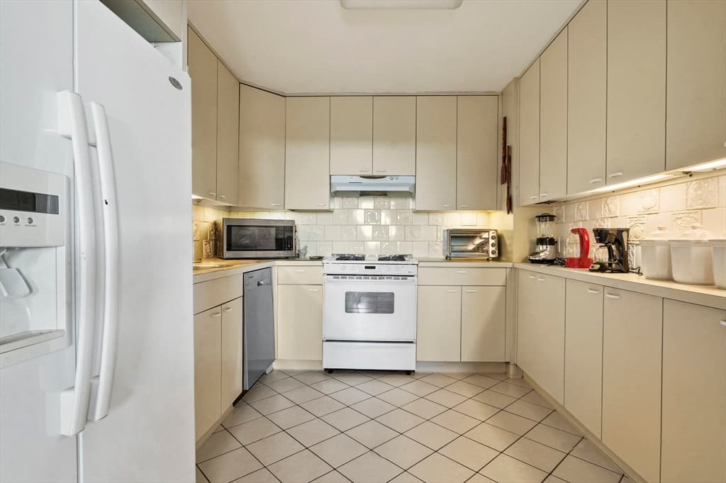 280 Boylston Street # 904, Newton MA 02467 photo 7