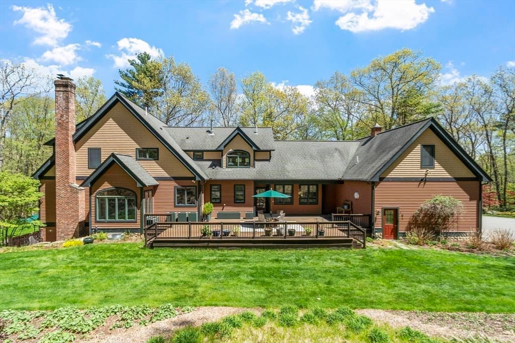 26 Corn Road, Bolton MA 01740