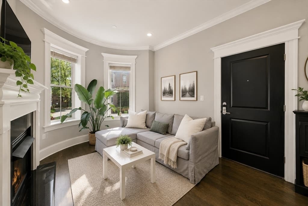 209 Green St, Cambridge MA 02139 photo 2