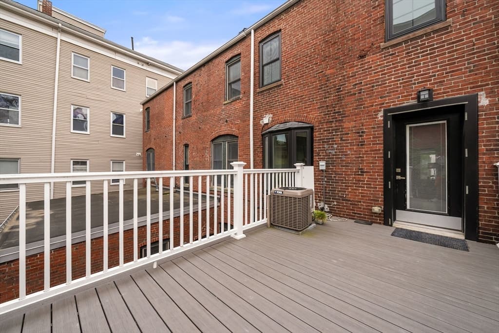 209 Green St, Cambridge MA 02139 photo 26