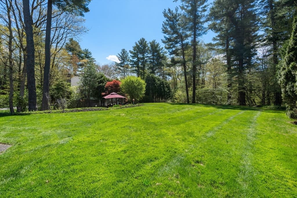 69 Nixon Rd, Framingham MA 01701 photo 18