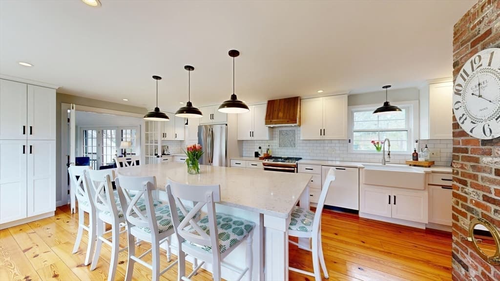 Single Family Residence at 375 Linebrook Rd, Ipswich MA 01938, Ipswich, photo 6 of 42