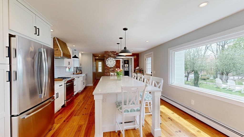 Single Family Residence at 375 Linebrook Rd, Ipswich MA 01938, Ipswich, photo 7 of 42