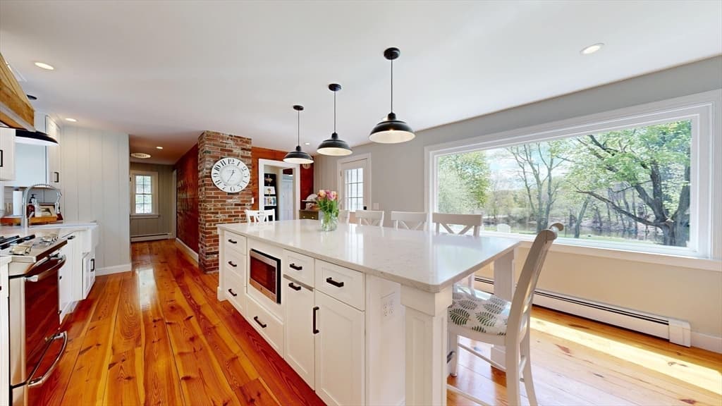 Single Family Residence at 375 Linebrook Rd, Ipswich MA 01938, Ipswich, photo 5 of 42