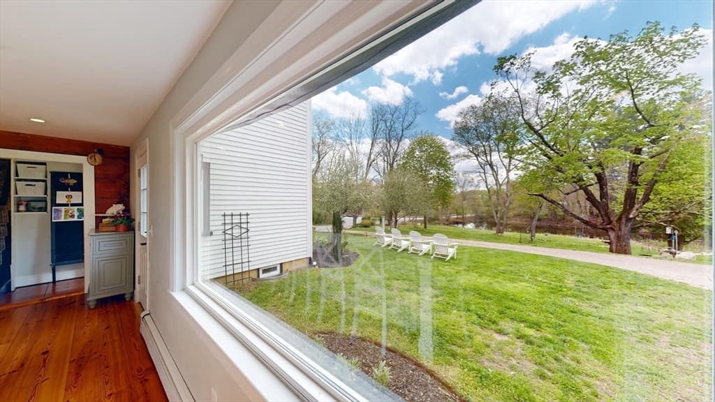 Single Family Residence at 375 Linebrook Rd, Ipswich MA 01938, Ipswich, photo 9 of 42