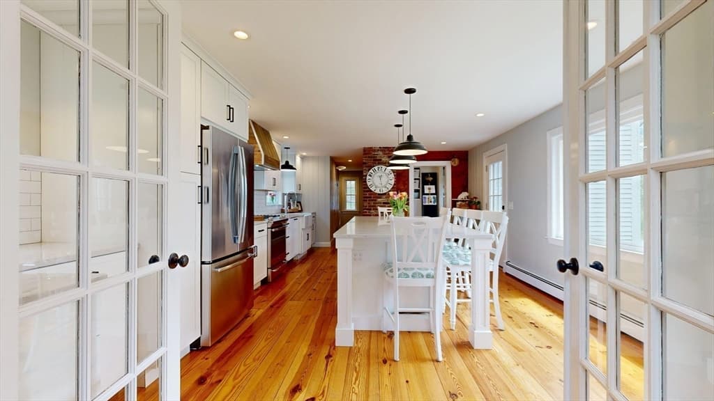 Single Family Residence at 375 Linebrook Rd, Ipswich MA 01938, Ipswich, photo 10 of 42