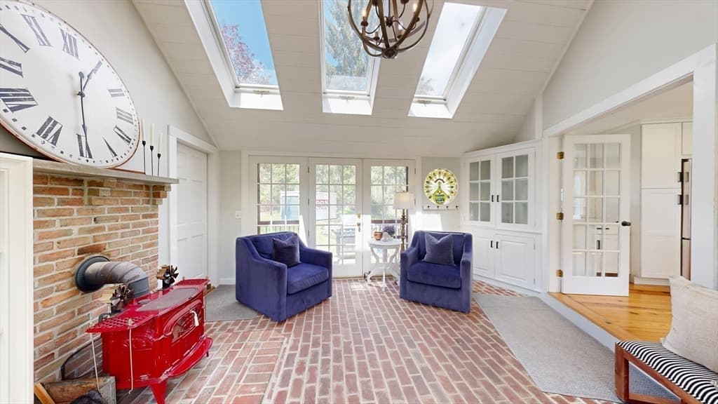 Single Family Residence at 375 Linebrook Rd, Ipswich MA 01938, Ipswich, photo 11 of 42