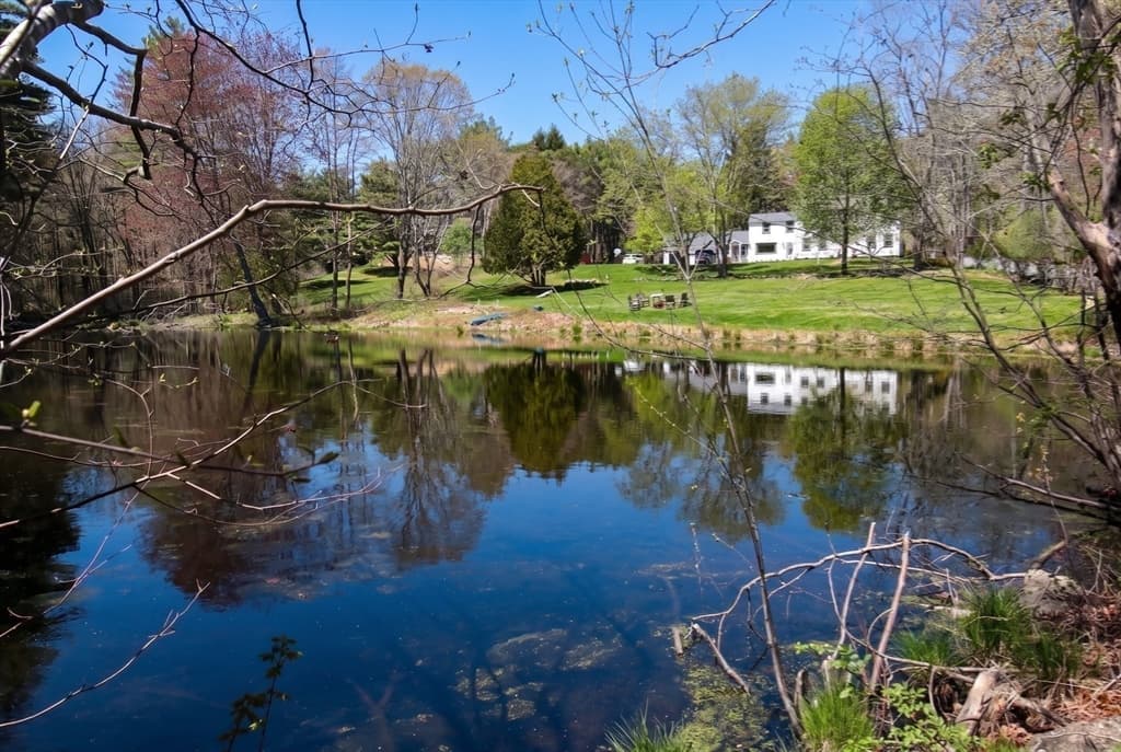 Single Family Residence at 375 Linebrook Rd, Ipswich MA 01938, Ipswich, photo 4 of 42