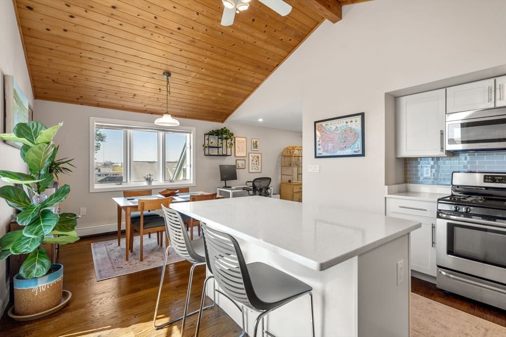 32 Farragut Ave # 3, Somerville MA 02144 photo 2